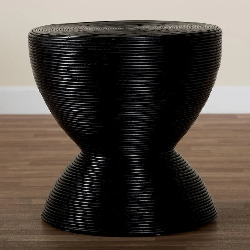 Table d'appoint en rotin naturel
