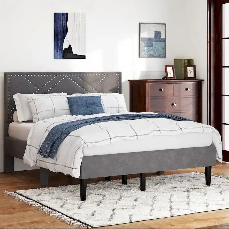 Upholstered headboard/platform bed