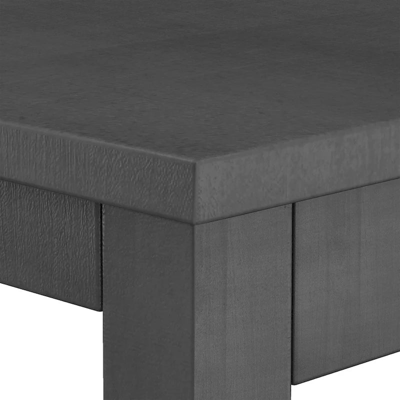 Table et chaises de salle à manger de style ferme