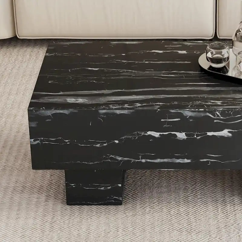 Table basse en marbre noir texturé