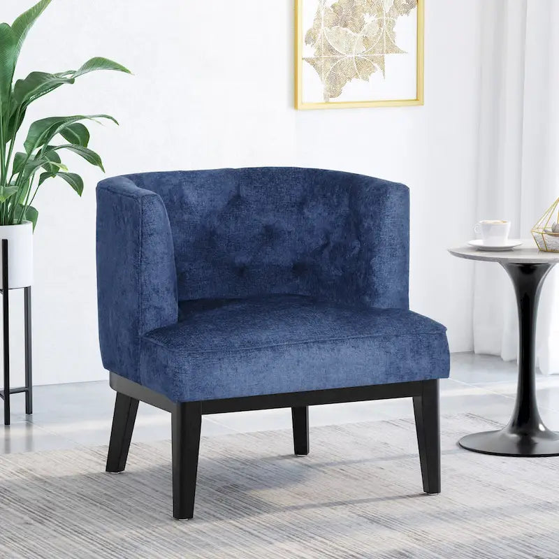 Chaise décorative capitonnée