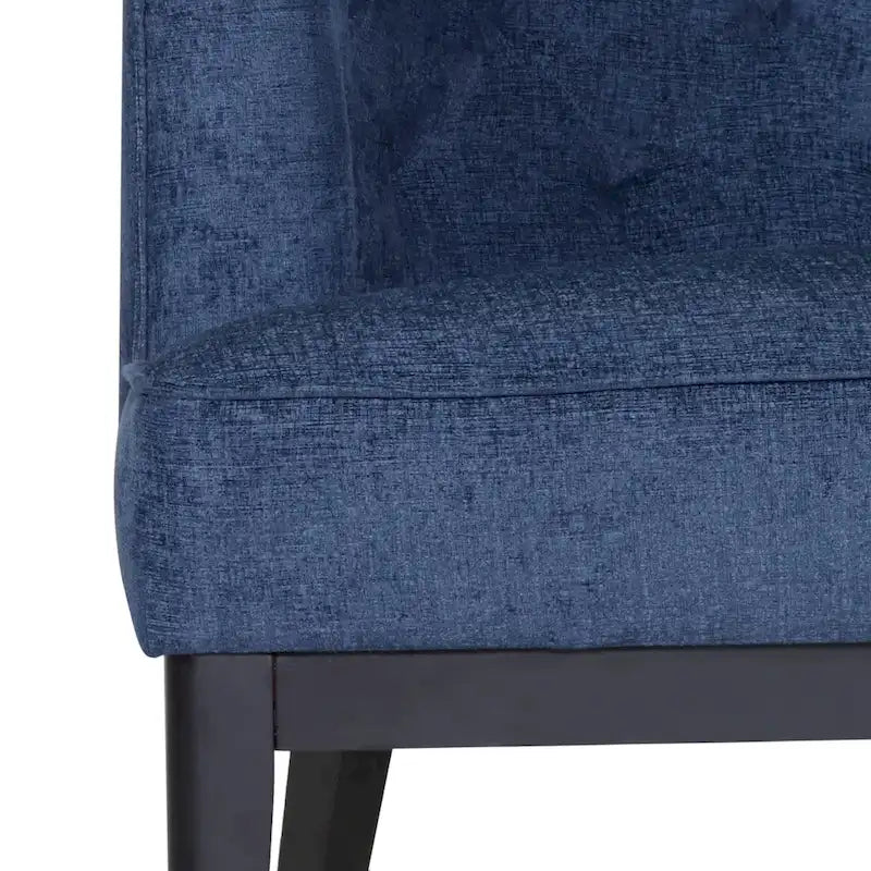 Chaise décorative capitonnée