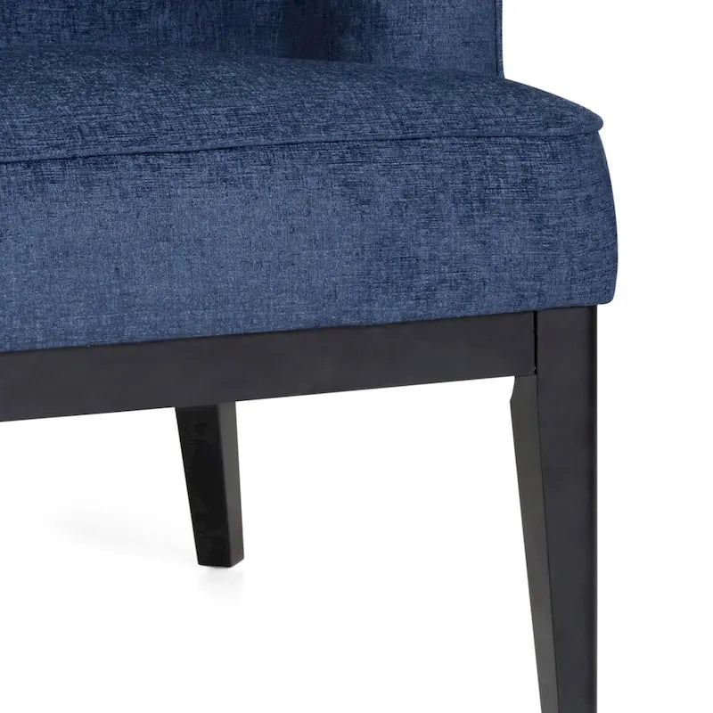 Chaise décorative capitonnée