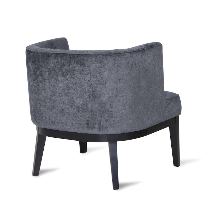 Chaise décorative capitonnée