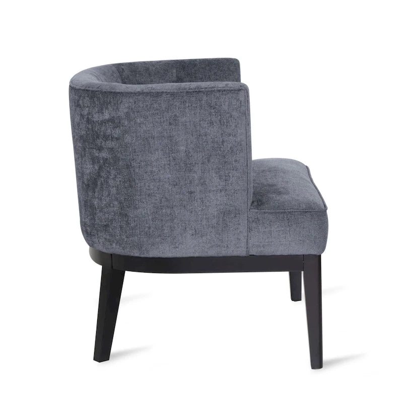 Chaise décorative capitonnée