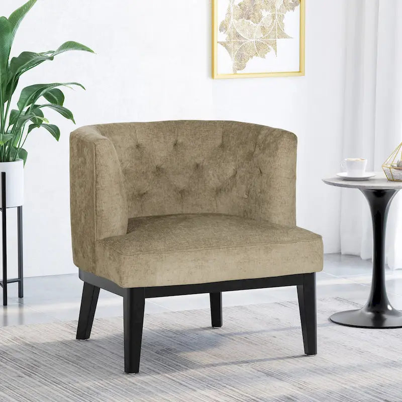 Chaise décorative capitonnée