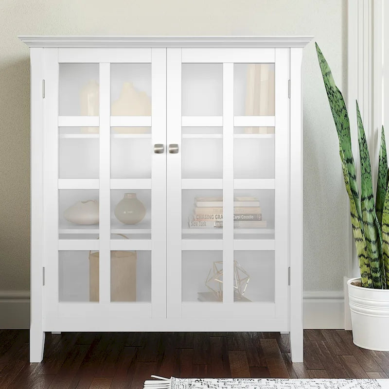Armoire de rangement en bois massif