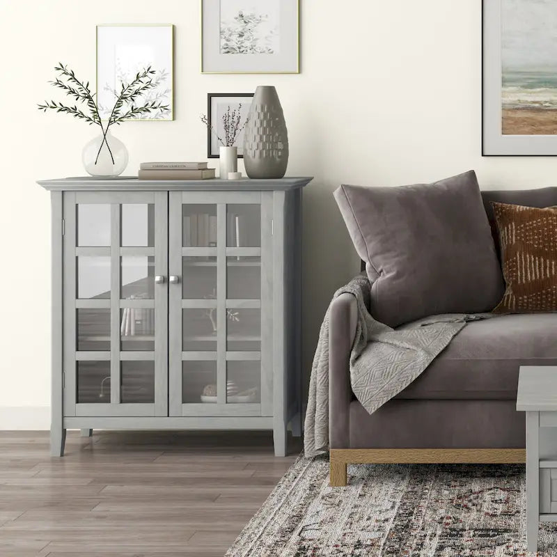 Armoire de rangement en bois massif