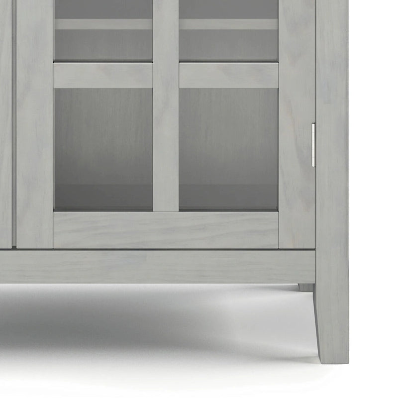 Armoire de rangement en bois massif
